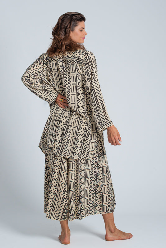 KURTA Y PANTALÓN